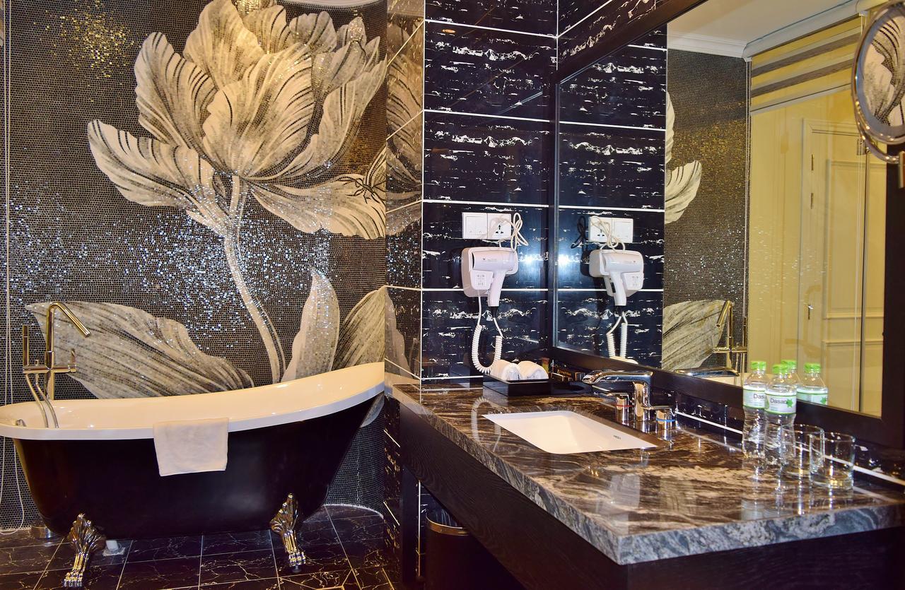 Tuong VI Hotel Saigon Cidade de Ho Chi Minh Exterior foto